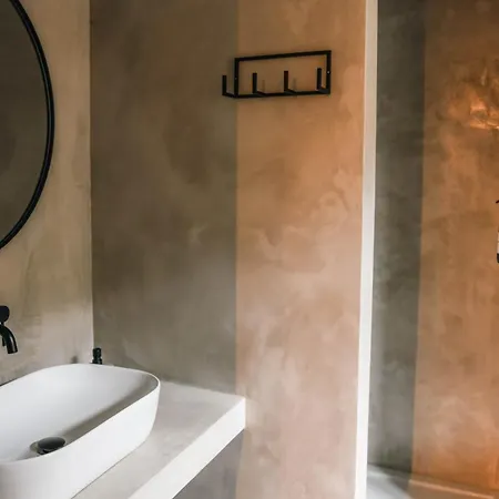 Chapitre V Le Σπίτι διακοπών